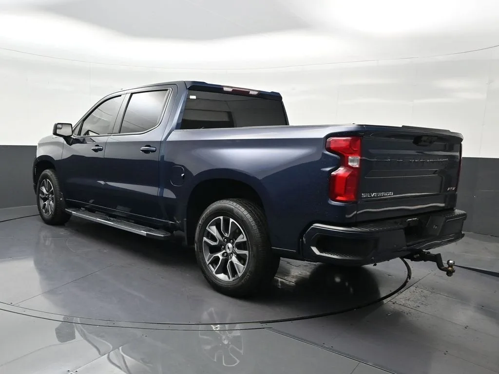 2022 Chevrolet Silverado 1500 RST photo 3