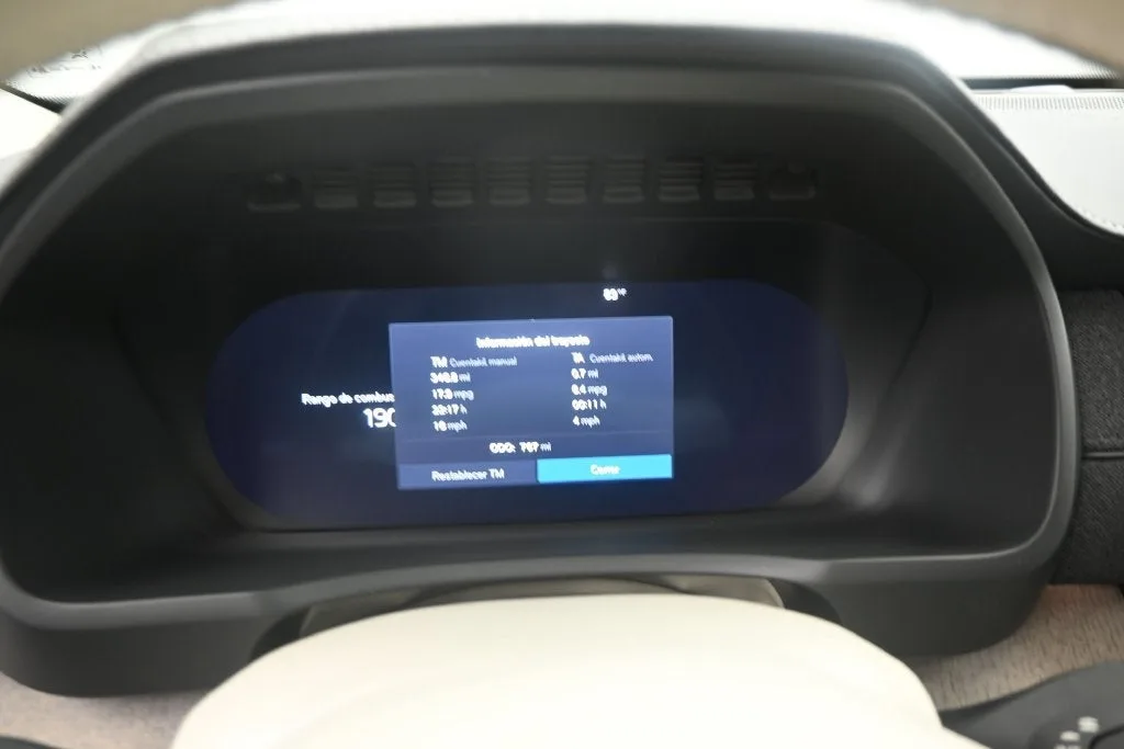 2026 Volvo XC90 Ultra photo 12