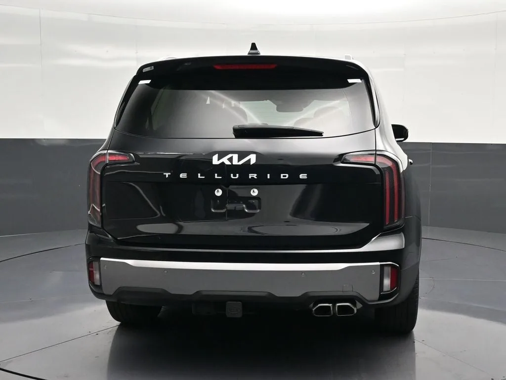 2024 Kia Telluride SX photo 2