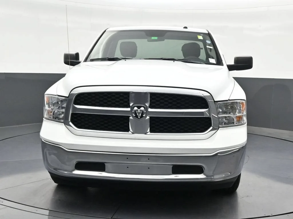 2022 RAM 1500 Classic Tradesman Regular Cab 4x2 8' Box photo 9