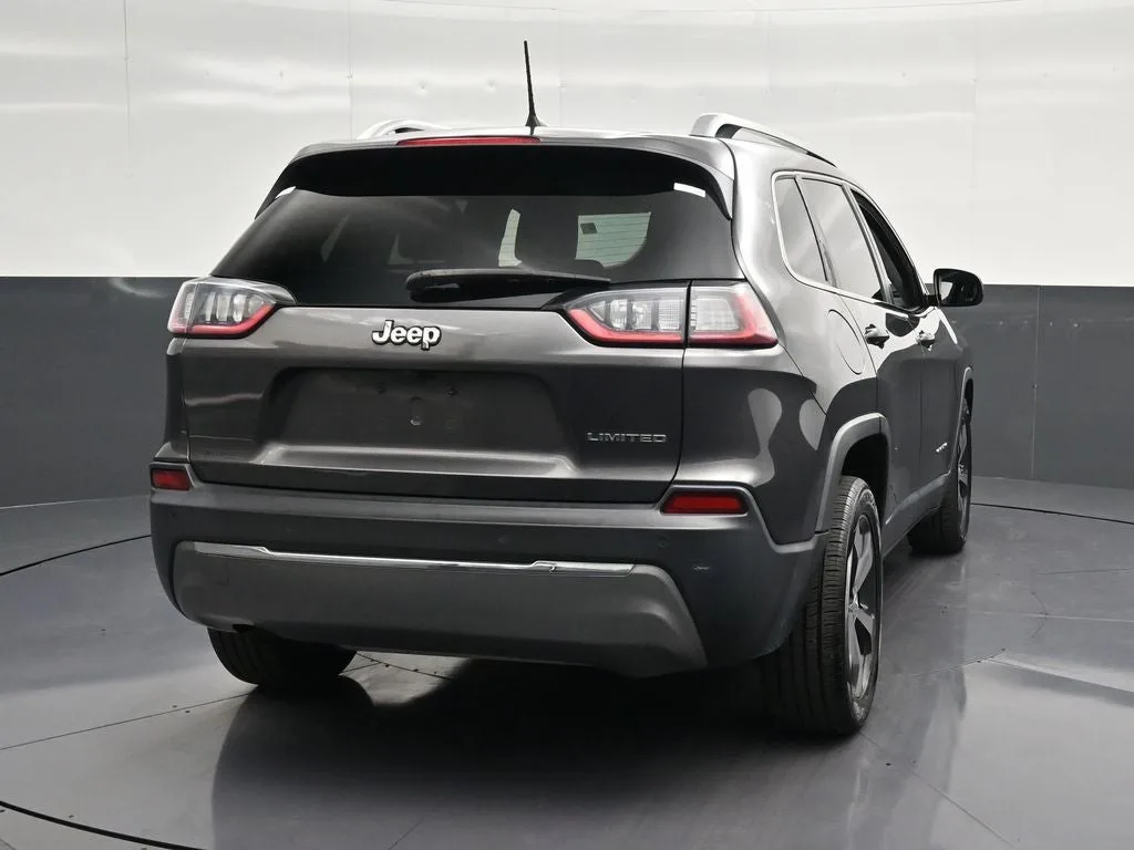2020 Jeep Cherokee Limited photo 2