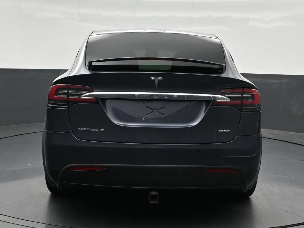 2019 Tesla Model X 75D photo 4