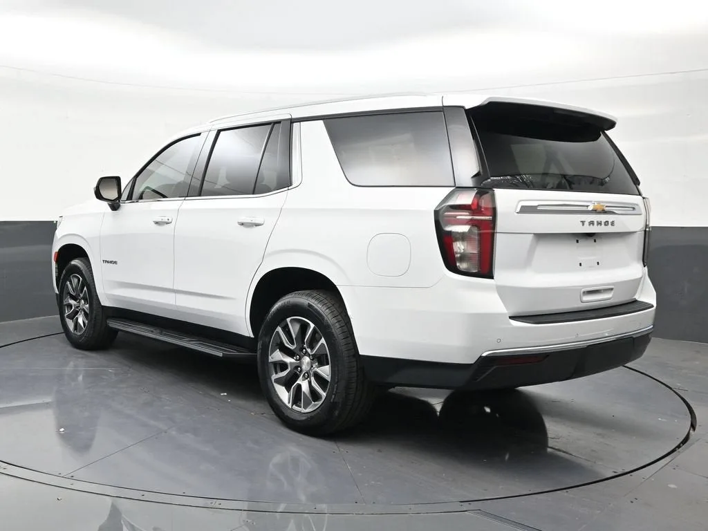 2023 Chevrolet Tahoe LS photo 3