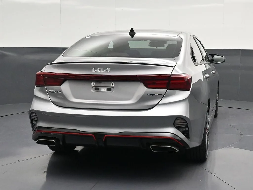 2024 Kia Forte GT photo 2