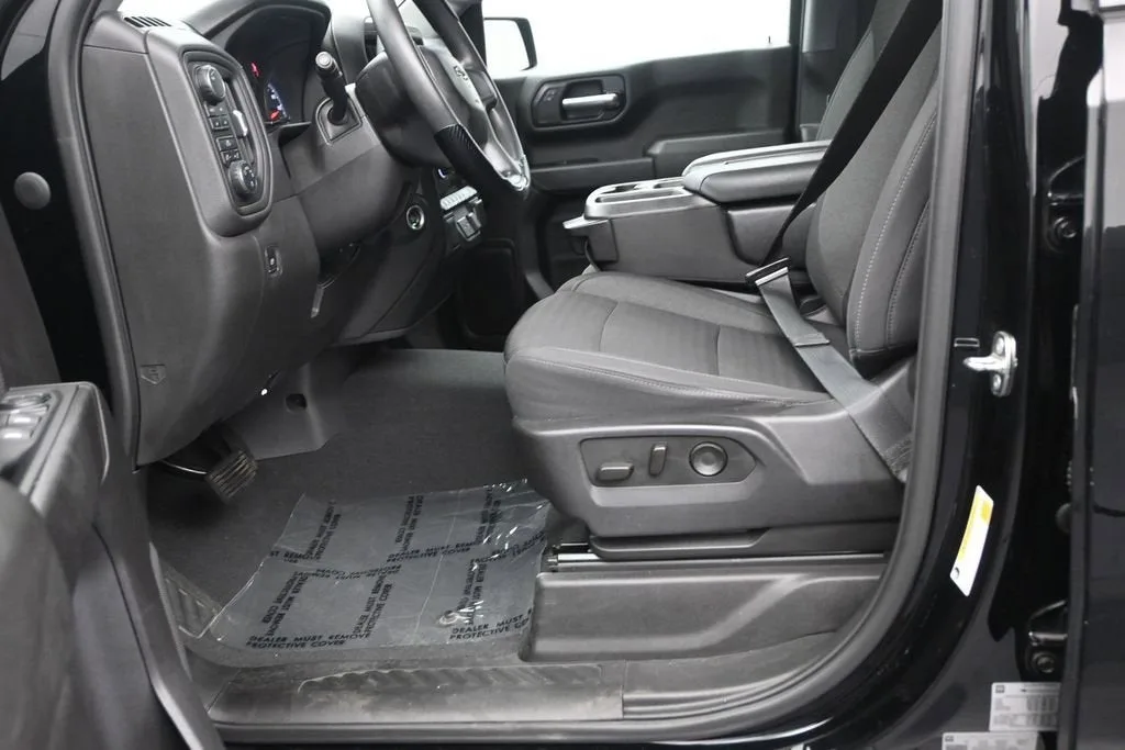 2023 Chevrolet Silverado 1500 Custom Trail Boss photo 11