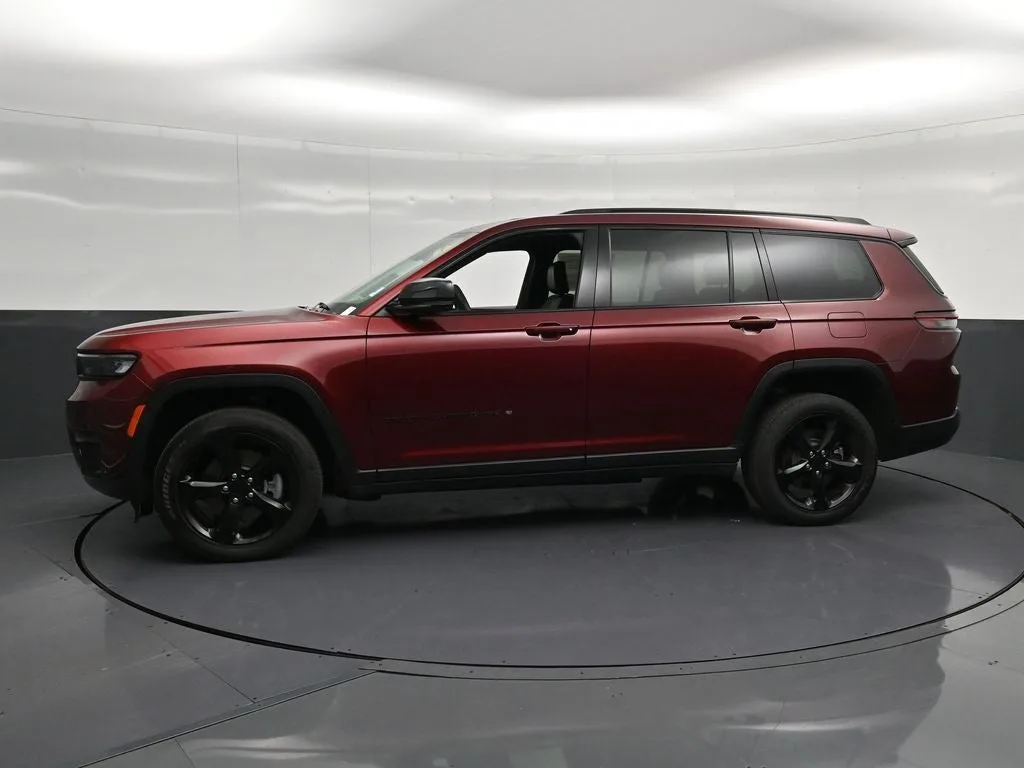 2023 Jeep Grand Cherokee L Altitude photo 7