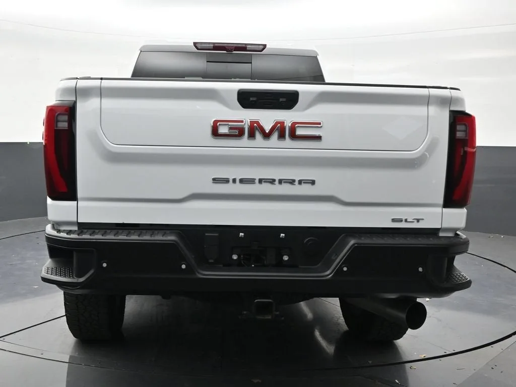 2025 GMC Sierra 2500 HD SLT photo 4
