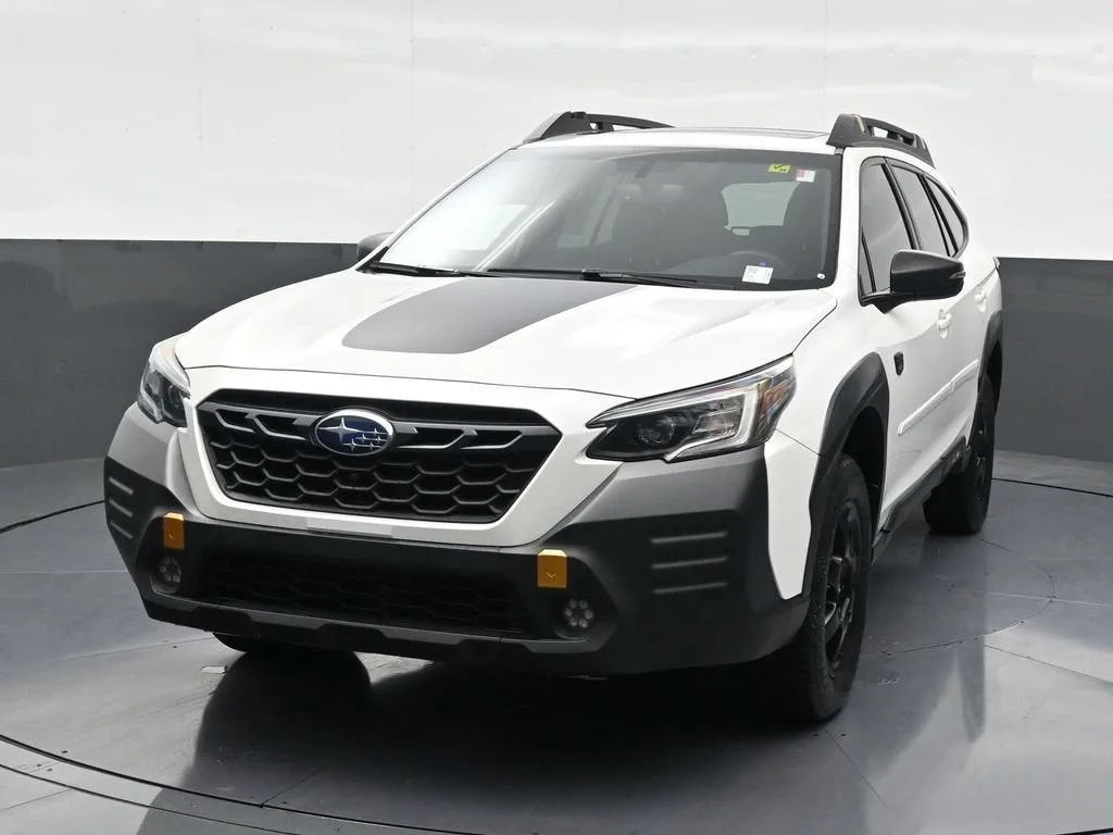 2022 Subaru Outback Wilderness photo 2