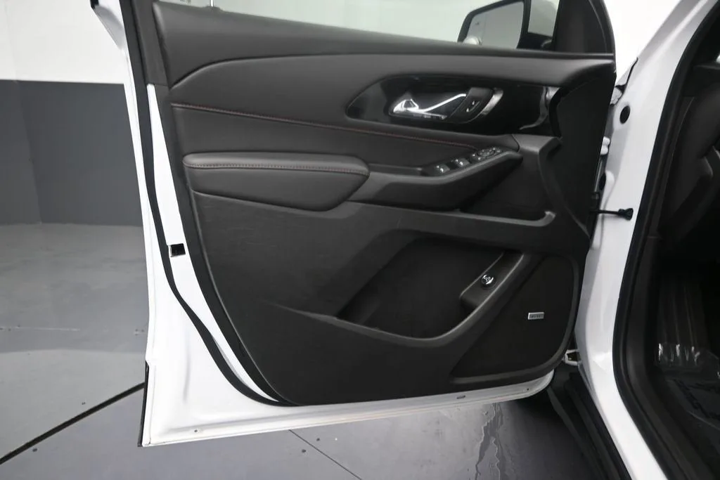 2024 Chevrolet Traverse Limited RS photo 11