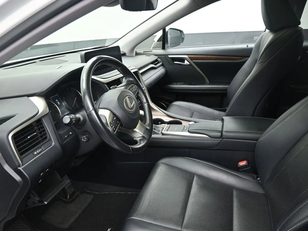 2020 Lexus RX RX 350L photo 11
