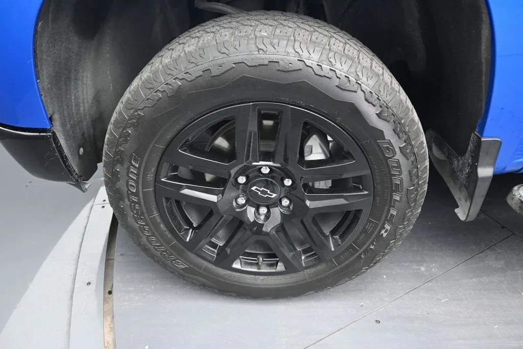 2025 Chevrolet Silverado 1500 LT Trail Boss photo 9