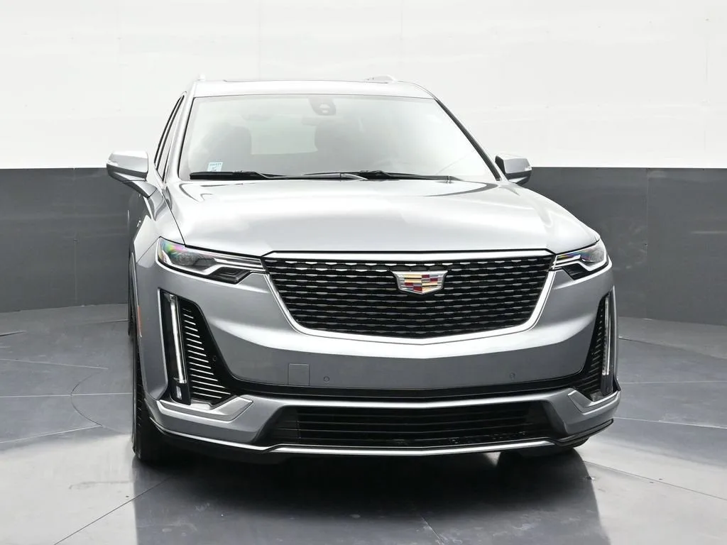 2023 Cadillac XT6 Luxury photo 8