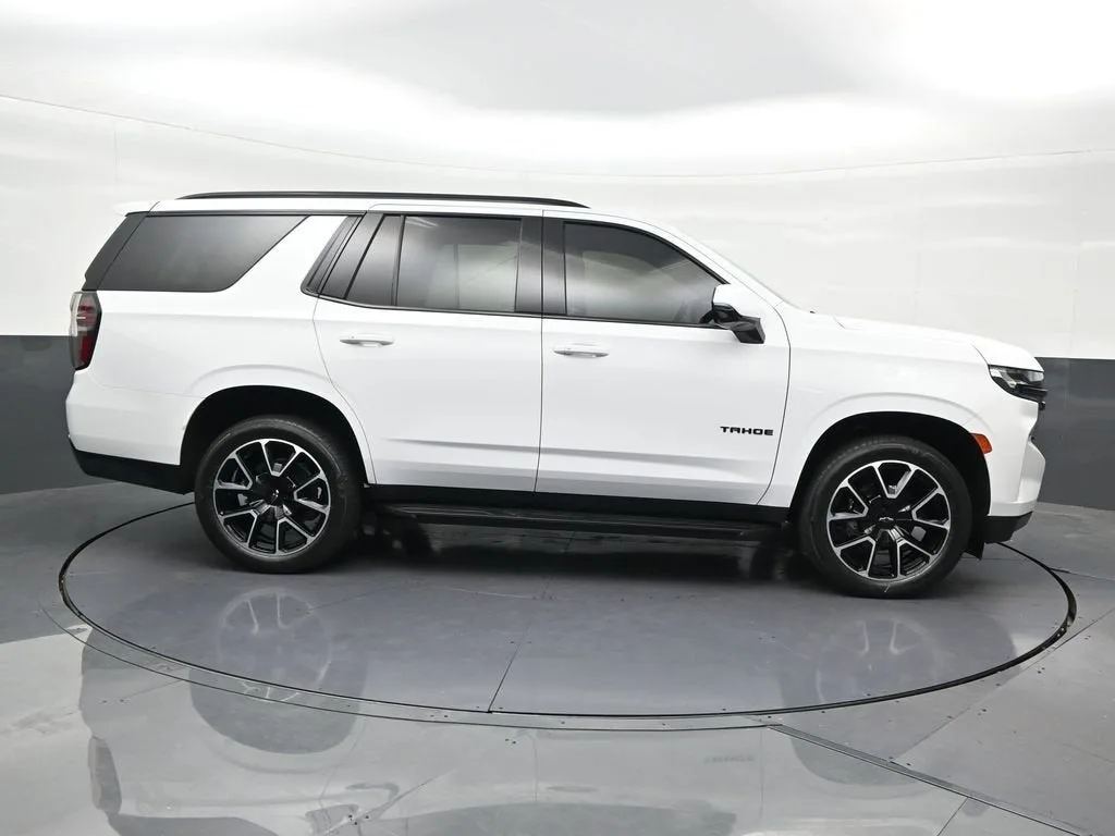 2024 Chevrolet Tahoe RST photo 7