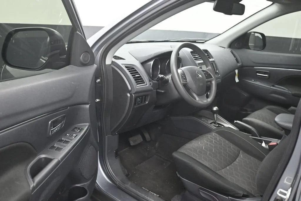 2022 Mitsubishi Outlander Sport 2.0 ES 2WD photo 10
