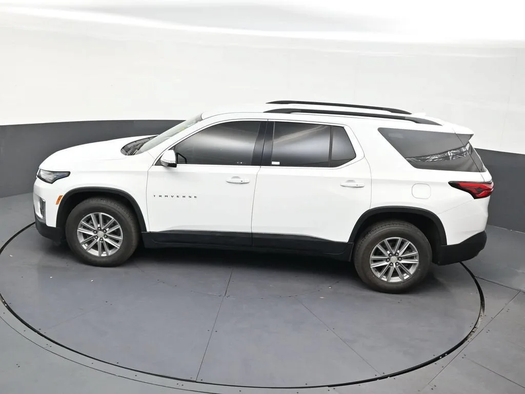 2024 Chevrolet Traverse Limited LT Cloth photo 10
