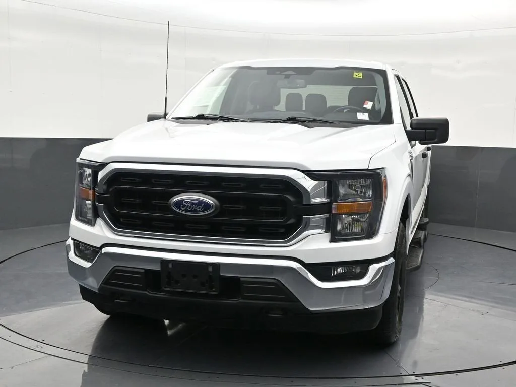 2023 Ford F-150 XL photo 9