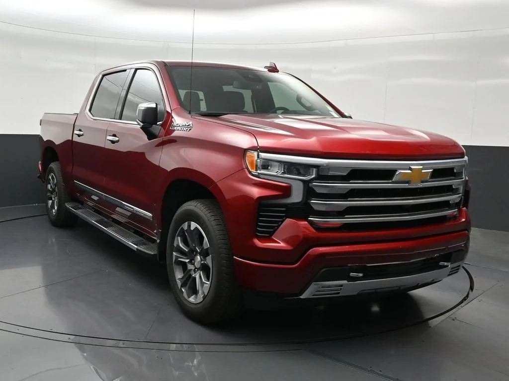 2025 Chevrolet Silverado 1500 High Country photo 8