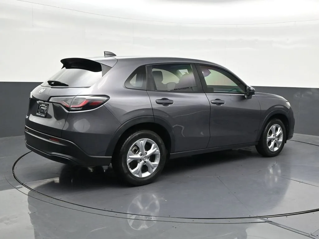 2024 Honda HR-V 2WD LX photo 5