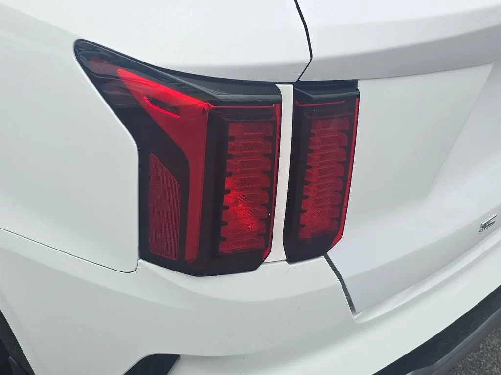 2022 Kia Sorento S photo 5