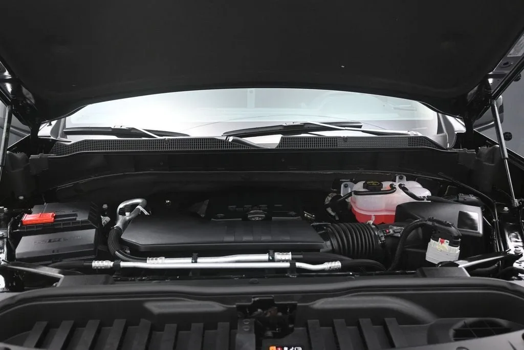 2026 Chevrolet Silverado 1500 RST photo 12