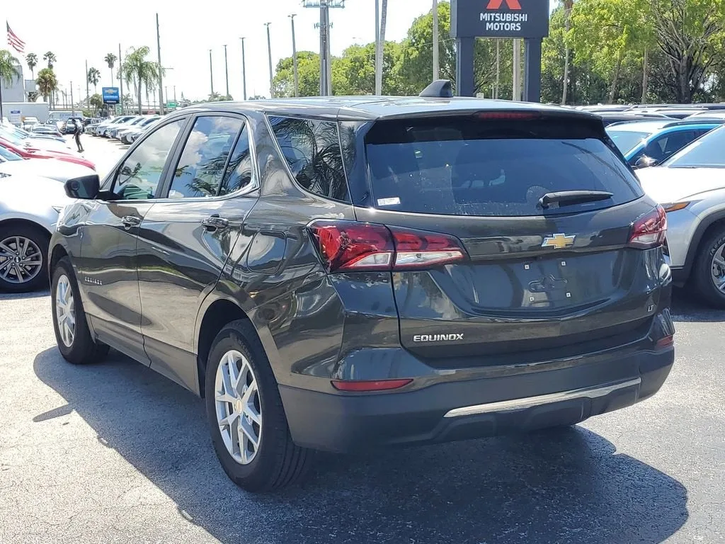 2023 Chevrolet Equinox LT photo 5