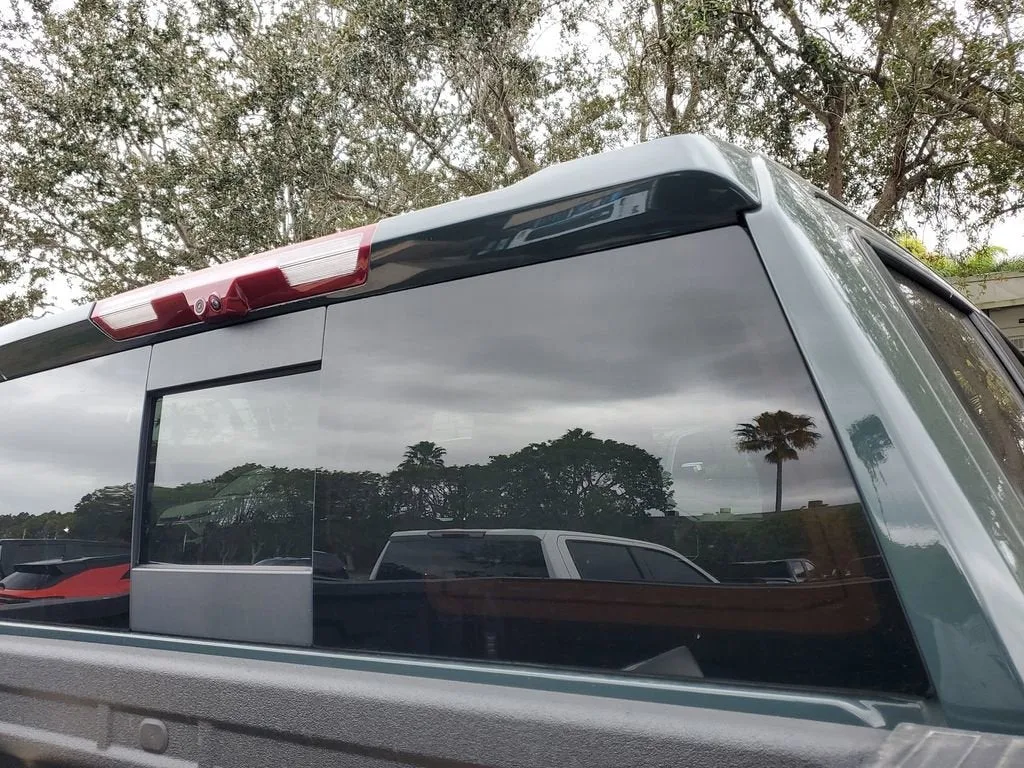 2025 Chevrolet Silverado 1500 ZR2 photo 8