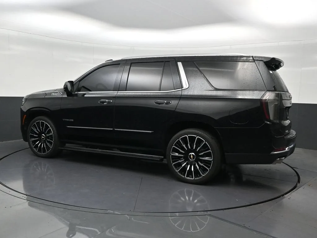 2025 Chevrolet Tahoe High Country photo 5