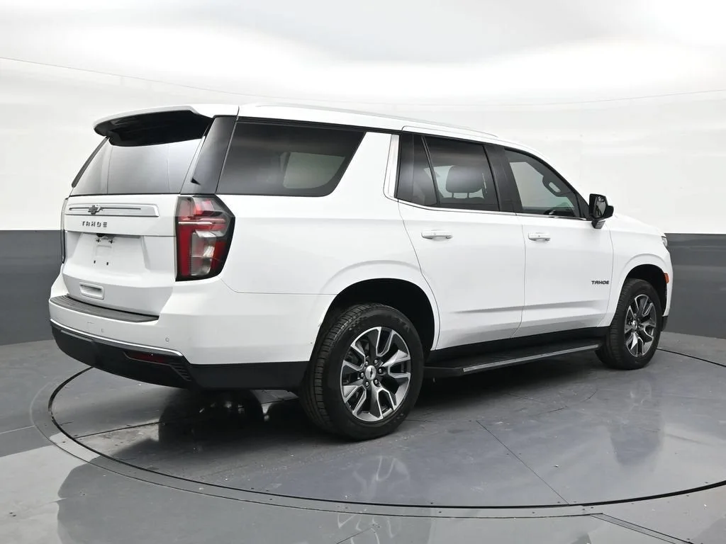 2023 Chevrolet Tahoe LS photo 5