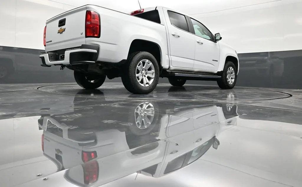 2020 Chevrolet Colorado LT photo 24