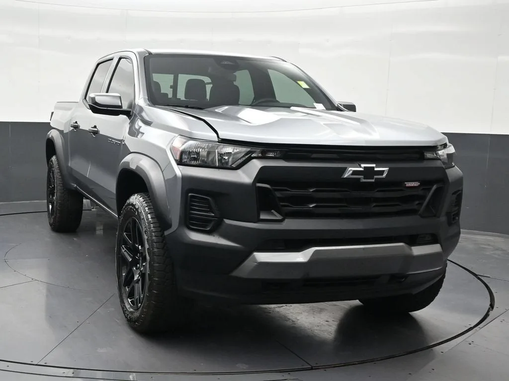 2025 Chevrolet Colorado Trail Boss photo 8
