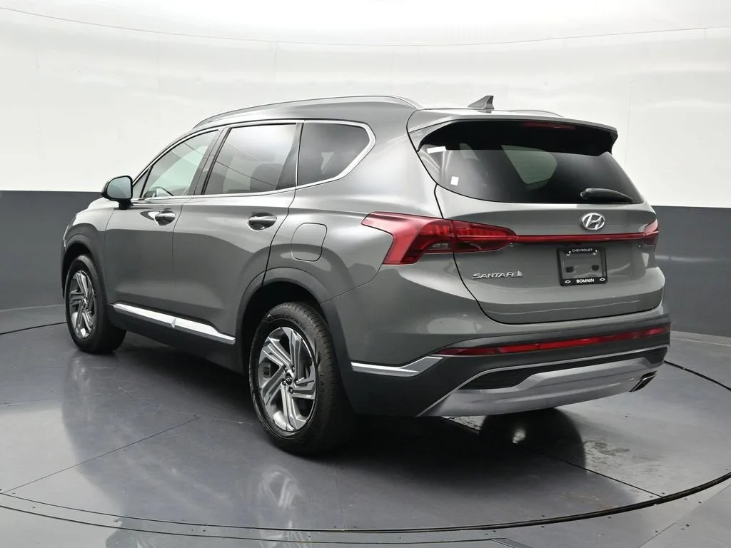 2022 Hyundai Santa Fe SEL photo 3