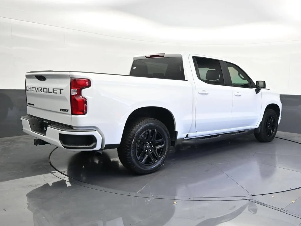 2026 Chevrolet Silverado 1500 RST photo 5