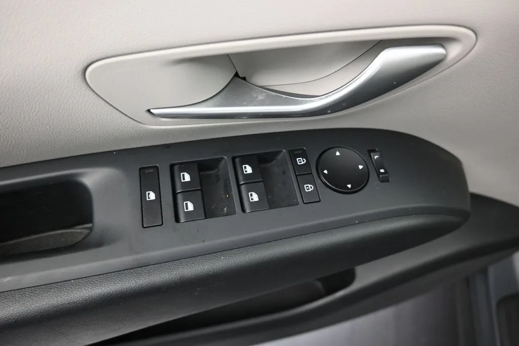 2025 Hyundai Tucson SEL photo 11