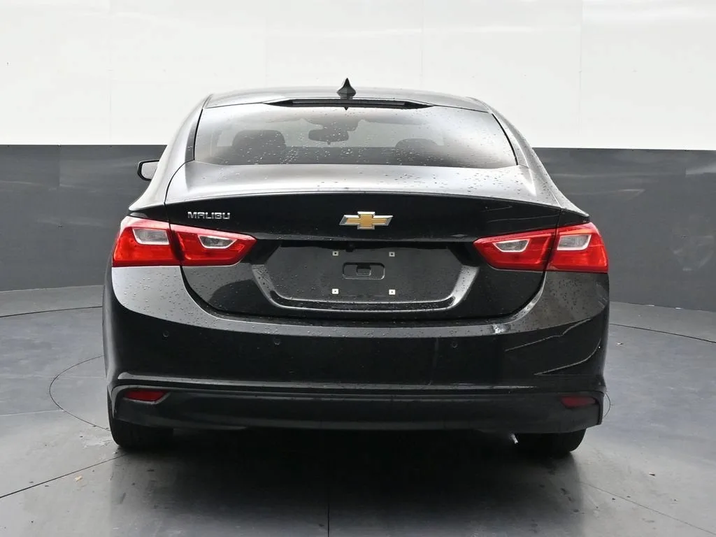 2024 Chevrolet Malibu LS photo 4