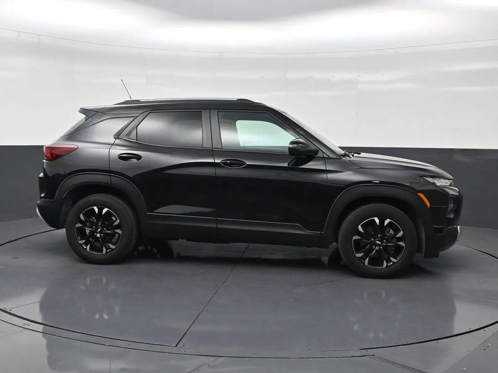 2023 Chevrolet Trailblazer LT photo 6