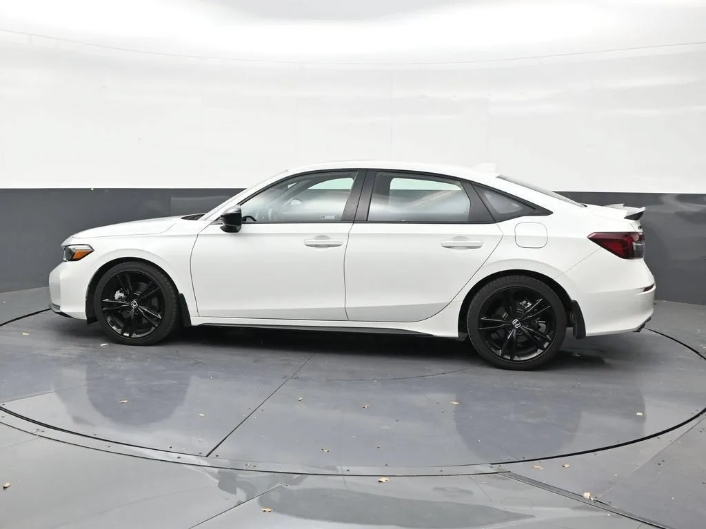 2026 Honda Civic Si Sedan photo 2