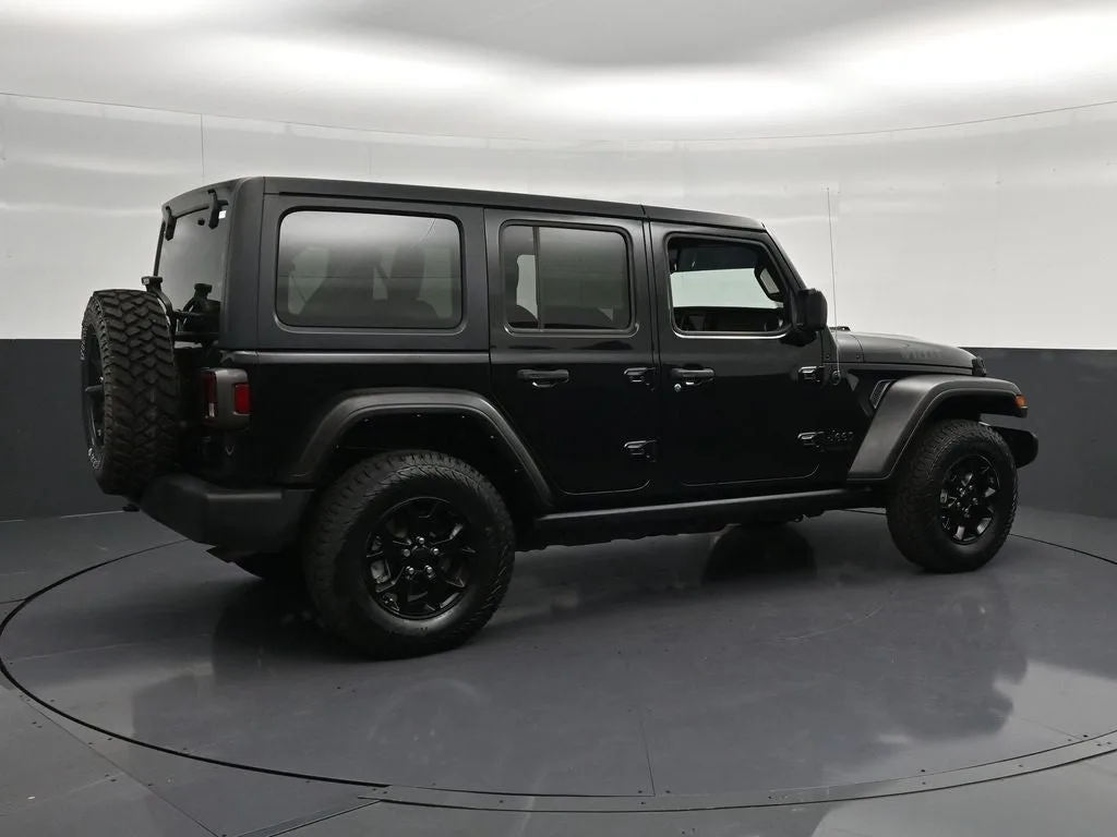 2021 Jeep Wrangler Unlimited Willys photo 3