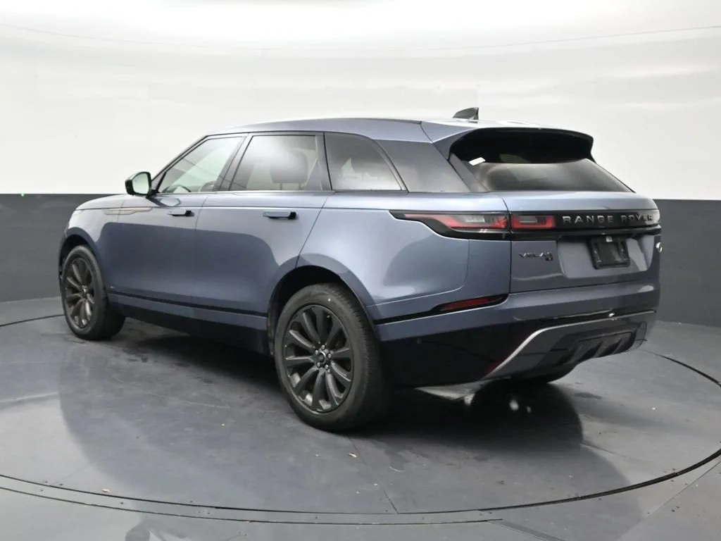 2021 Land Rover Range Rover Velar R-Dynamic S photo 3