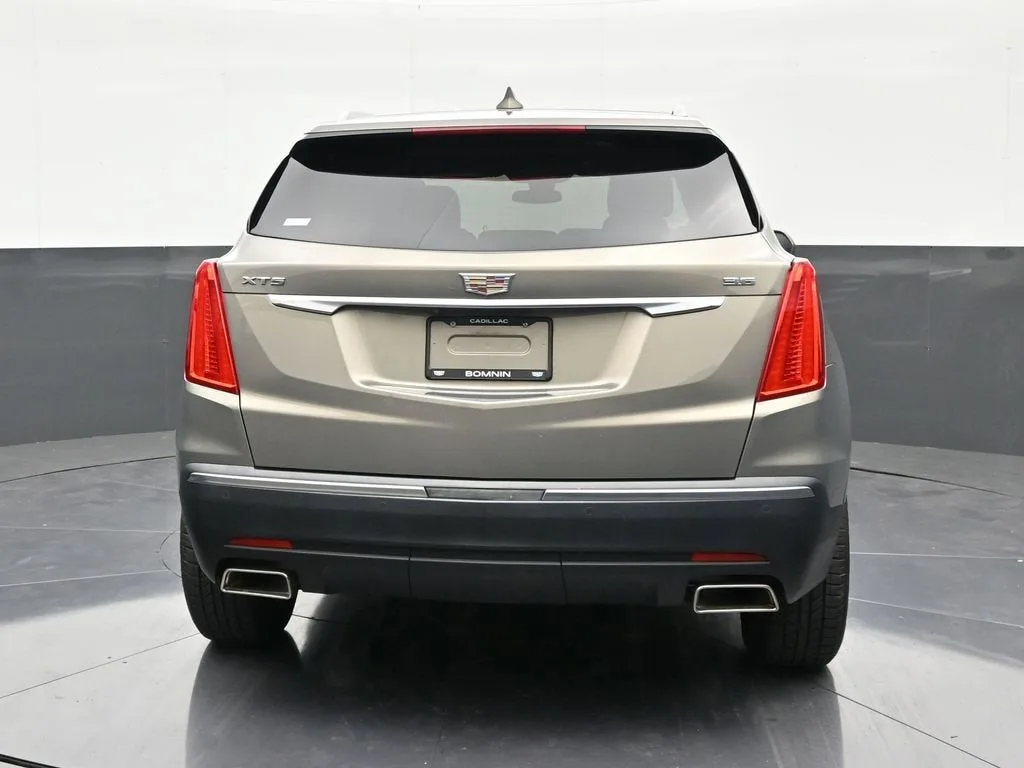 2019 Cadillac XT5 Luxury FWD photo 4