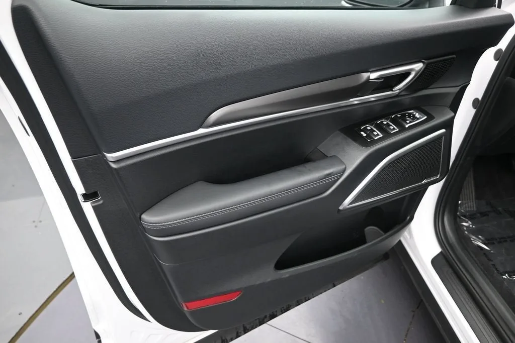 2025 Kia Telluride S photo 11