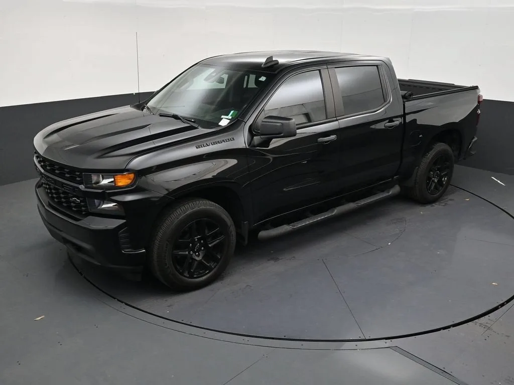 2022 Chevrolet Silverado 1500 LTD Custom photo 12