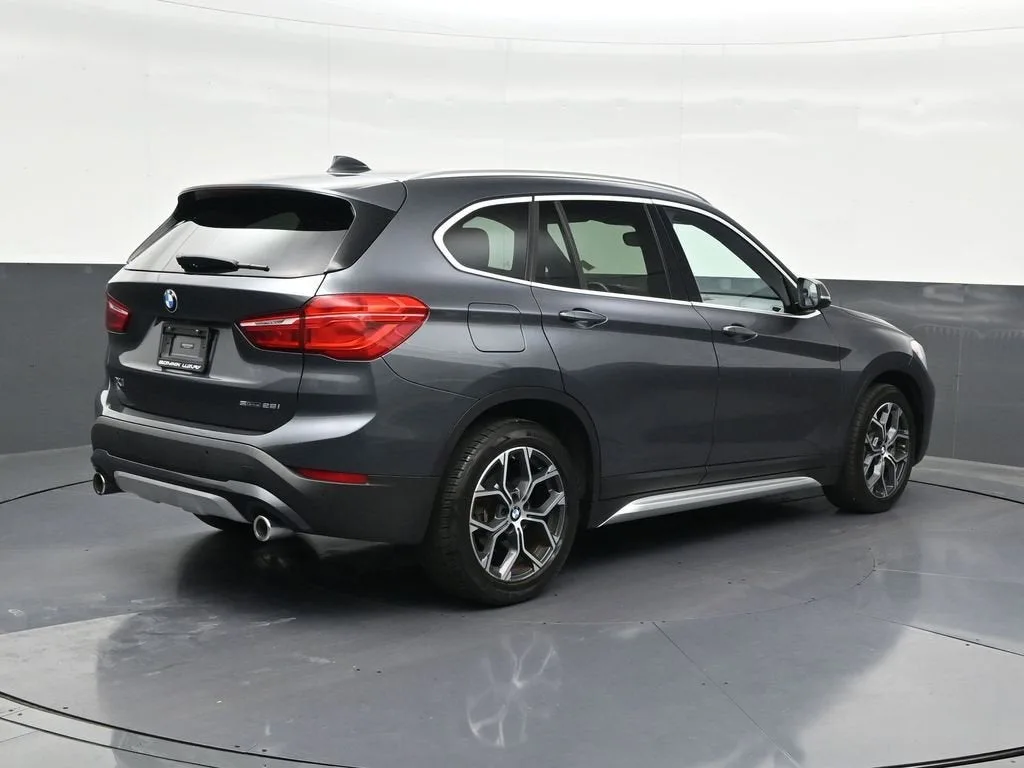 2021 BMW X1 sDrive28i photo 5