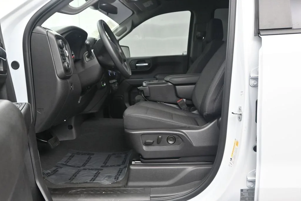 2025 Chevrolet Silverado 1500 Custom Trail Boss photo 11