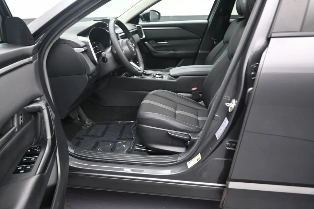 2024 Mazda CX-50 2.5 S Select photo 11