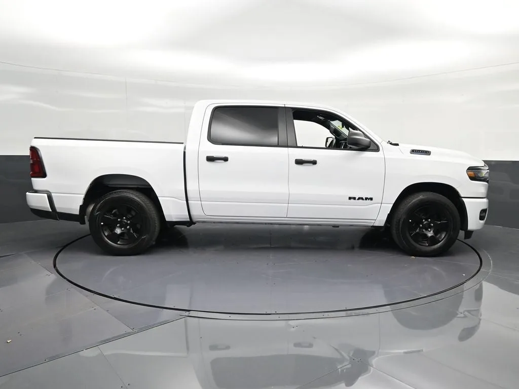 2025 RAM 1500 Tradesman photo 4