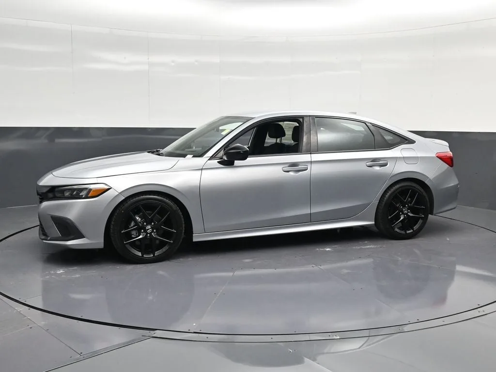 2023 Honda Civic Sport photo 7