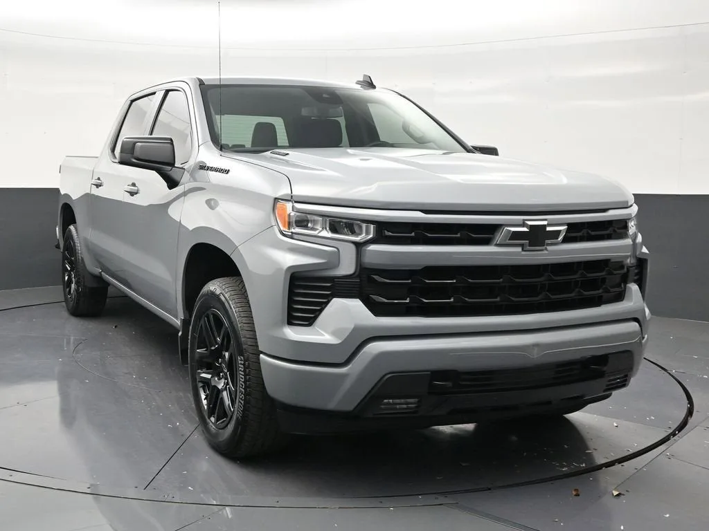 2024 Chevrolet Silverado 1500 RST photo 7