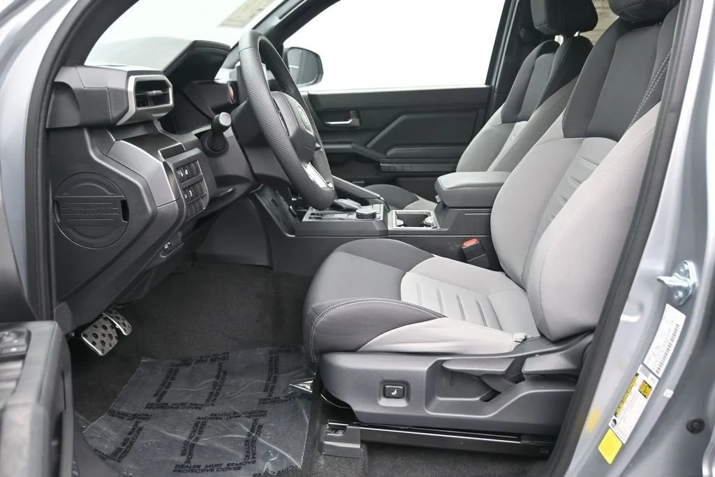 2026 Toyota Tacoma TRD Sport photo 12