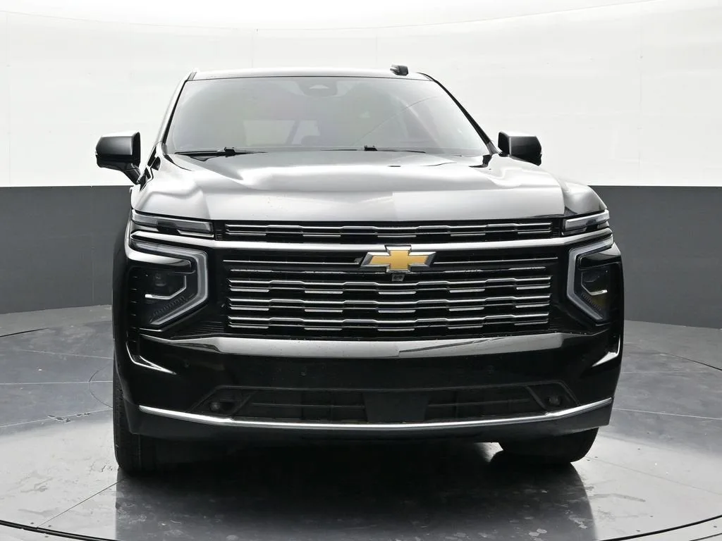 2025 Chevrolet Tahoe High Country photo 8