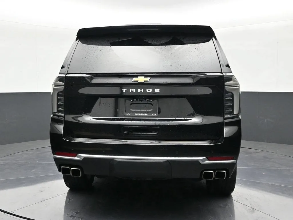 2025 Chevrolet Tahoe High Country photo 2